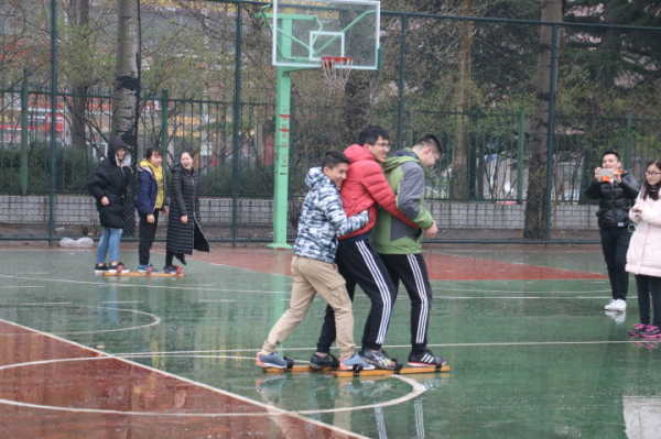 第十五届运动会三人板鞋_编辑 第十五届运动会三人板鞋_编辑